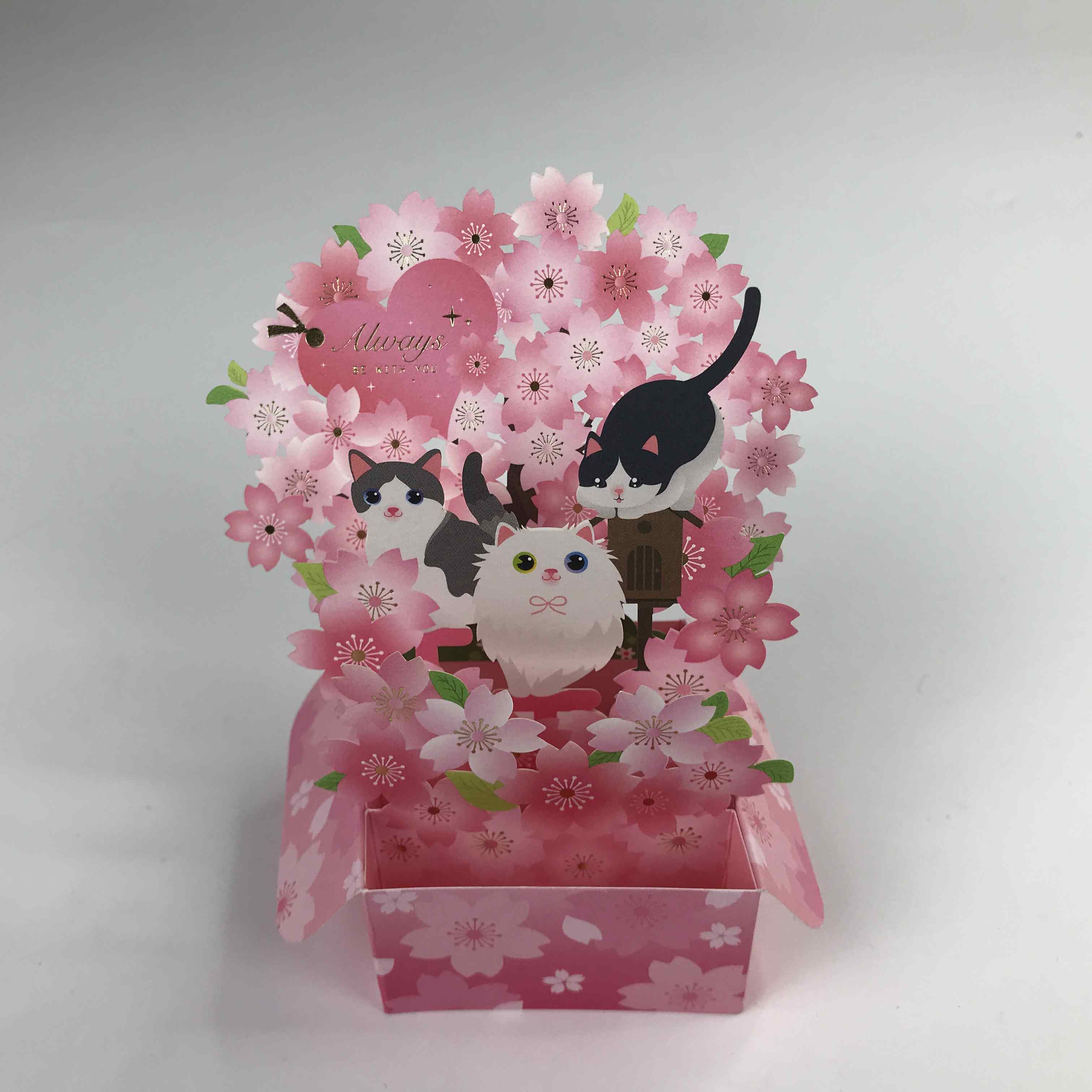 When the heart jumps onto paper: the wonderful world of 3D Sakura Greeting Card